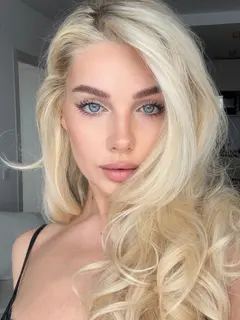 Sofia escort in Dubai
